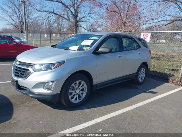 Chevrolet EQUINOX LS 2018 3GNAXREVXJL101745 Image 2