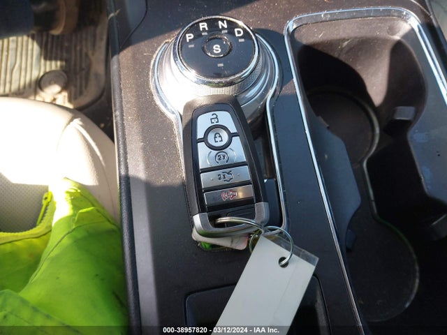 Ford Fusion Titanium 2018 3FA6P0D99JR241562 Image 11