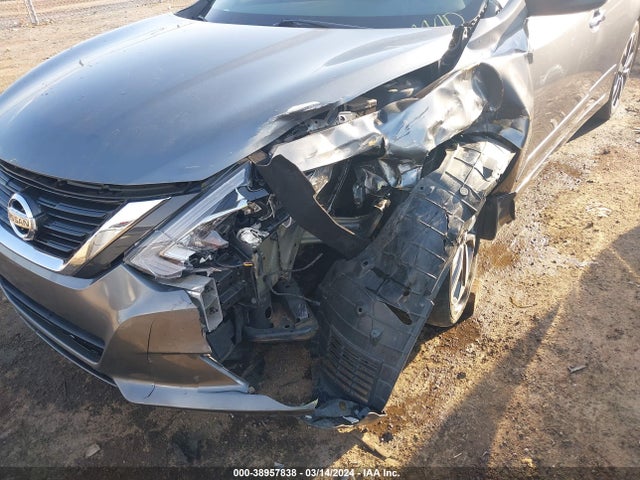 Nissan Altima 2.5 Sr 2017 1N4AL3AP4HN352883 Image 17