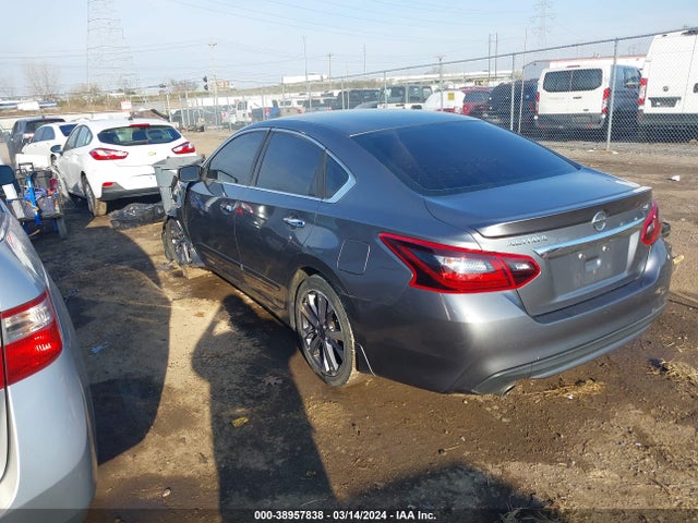 Nissan Altima 2.5 Sr 2017 1N4AL3AP4HN352883 Image 3