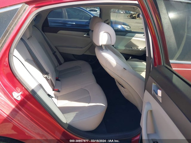 Hyundai SONATA SE 2015 5NPE24AF9FH185137 Image 8