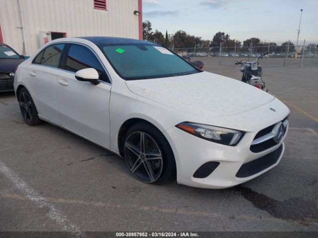 2019 Mercedes-benz A 220 მანქანა იყიდება აუქციონზე, vin: WDD3G4EB6KW009396, აუქციონის ნომერი: 38957952