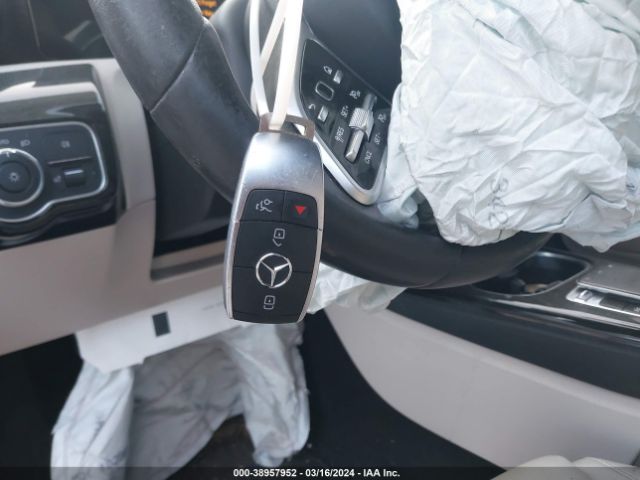 WDD3G4EB6KW009396 Mercedes-Benz A 220