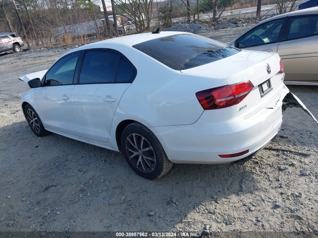 3VW267AJ8GM308433 Volkswagen Jetta 1.4t S