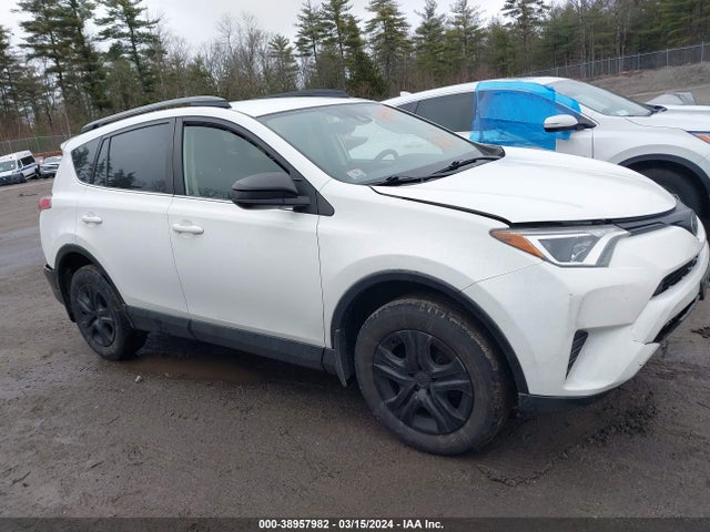 Toyota RAV4 LE 2017 JTMBFREV5HJ131625 Image 22