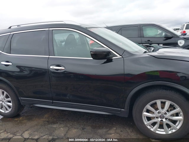Nissan ROGUE SV 2017 JN8AT2MT9HW143487 Image 13