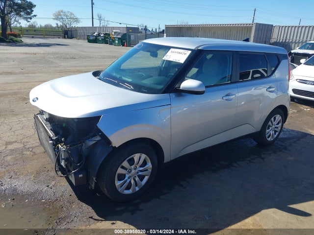 KIA SOUL LX 2021 KNDJ23AU4M7791633 Image 2