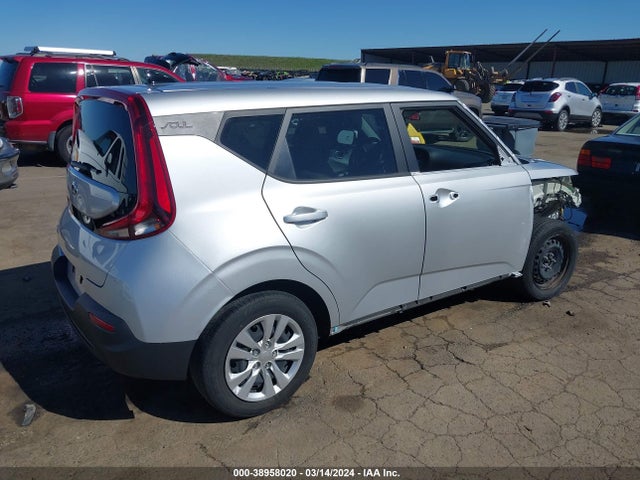 KIA SOUL LX 2021 KNDJ23AU4M7791633 Image 4