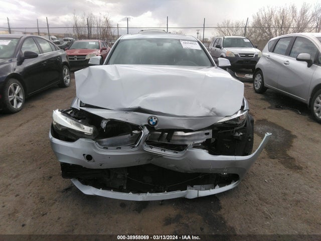 BMW 320i 2017 WBA8E1G3XHNU17437 Image 12
