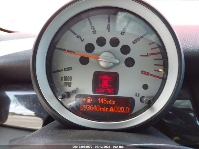 2008 MINI COOPER S WMWMF73568TT89010 Photo 6