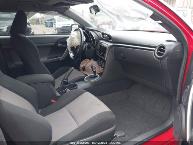 JTKJF5C77GJ021823 Scion TC