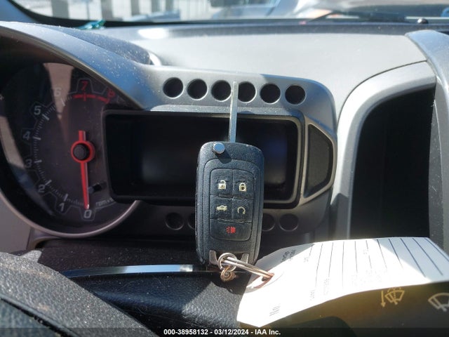 Chevrolet Sonic Ltz Auto 2015 1G1JE5SB9F4192496 Image 11