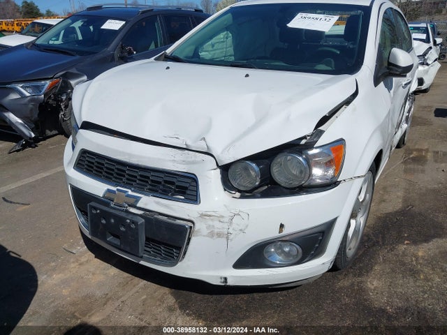 Chevrolet Sonic Ltz Auto 2015 1G1JE5SB9F4192496 Image 6