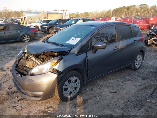 Nissan Versa Note Sv 2018 3N1CE2CP0JL352635 Image 2