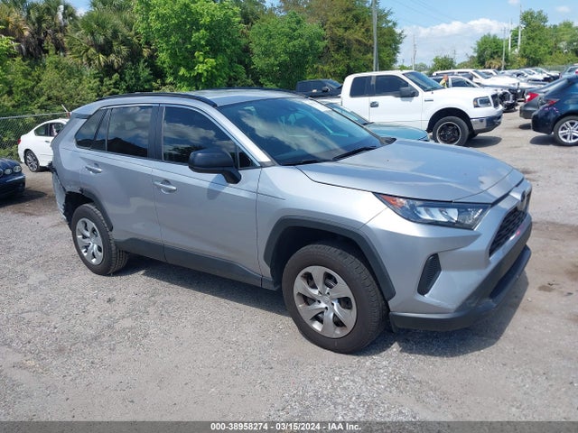 Toyota RAV4 LE 2021 2T3H1RFV0MC131634 Image 1
