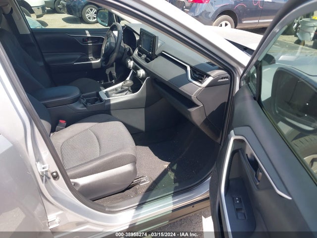 Toyota RAV4 LE 2021 2T3H1RFV0MC131634 Image 5
