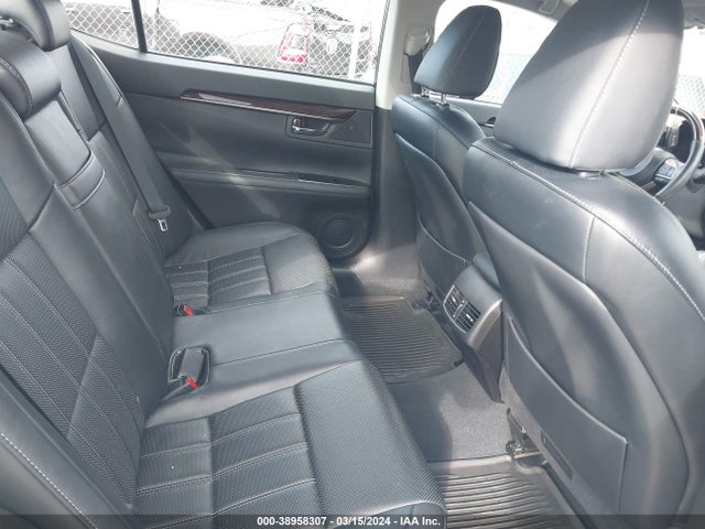 58ABK1GG3GU029575 Lexus ES 350