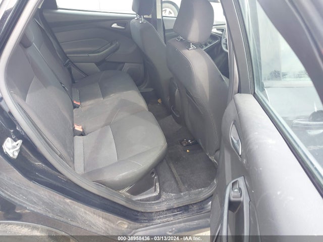 Ford FOCUS SE 2017 1FADP3K20HL248150 Image 8
