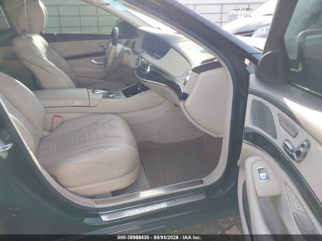 WDDUG8CB9GA242028 Mercedes-Benz S 550