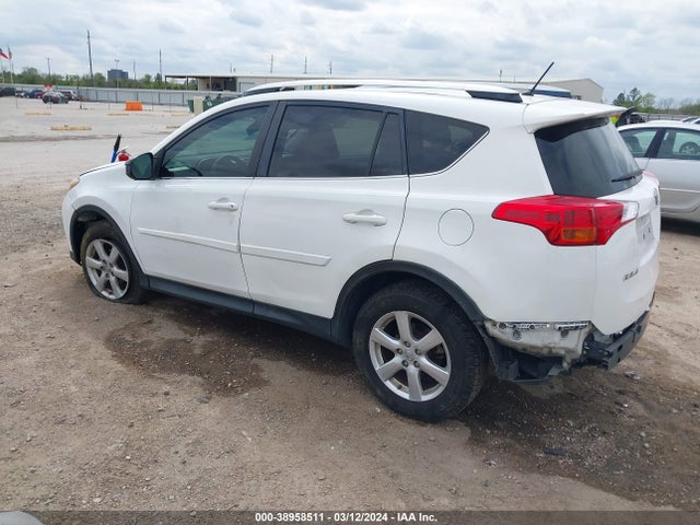 Toyota RAV4 LE 2015 JTMZFREV2FD065786 Image 14