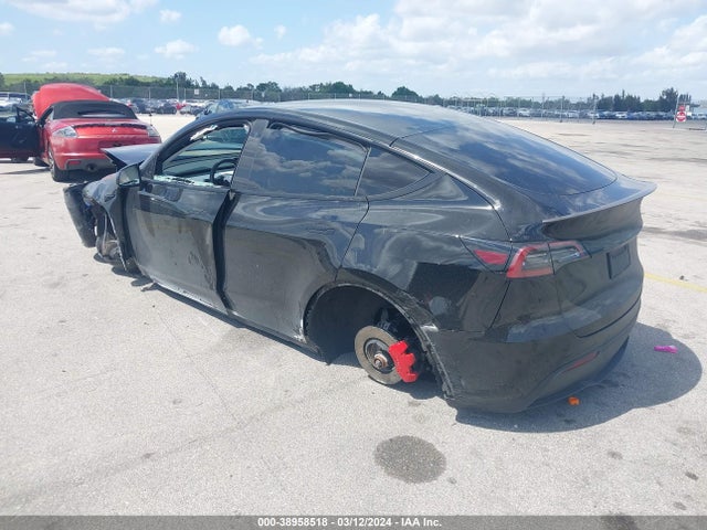 7SAYGDEF1NF441845 Tesla Model Y Performance Dual Motor All-wheel Drive