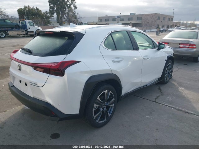 JTHX6JBH8P2155592 Lexus UX 250H
