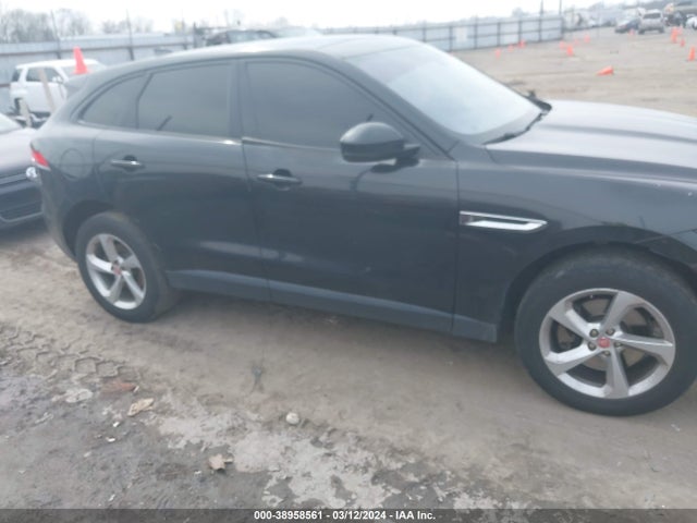 Jaguar F-pace 35t Premium 2017 SADCJ2BV0HA098102 Image 13