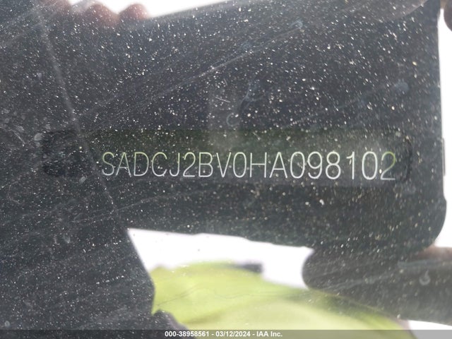 2017 JAGUAR F-PACE SADCJ2BV0HA098102 Photo 8