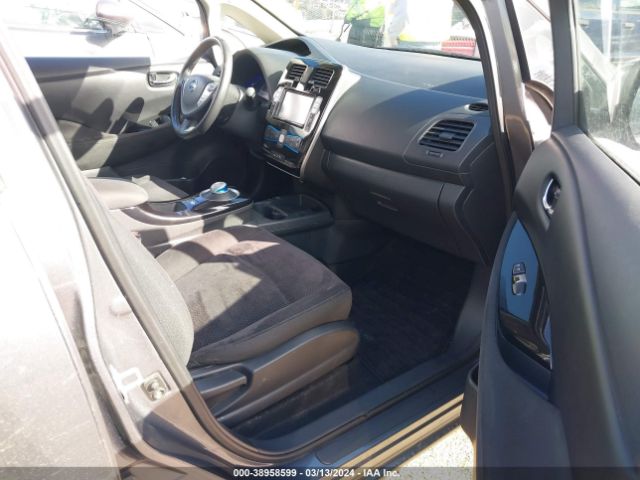 1N4AZ0CP6FC309018 Nissan LEAF SV