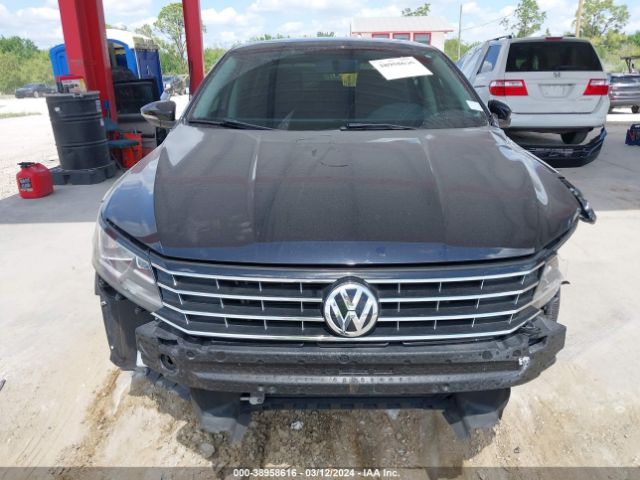1VWBA7A38JC022896 Volkswagen Passat 2.0t Se