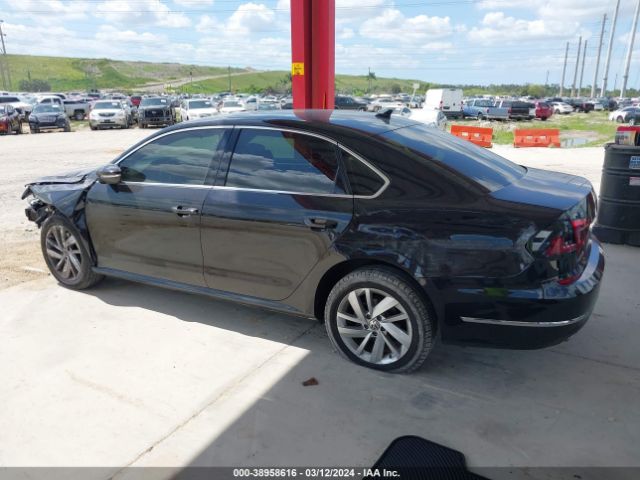 1VWBA7A38JC022896 Volkswagen Passat 2.0t Se