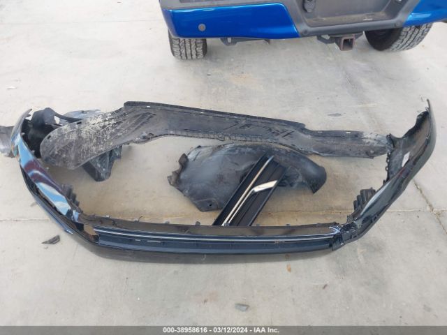 1VWBA7A38JC022896 Volkswagen Passat 2.0t Se