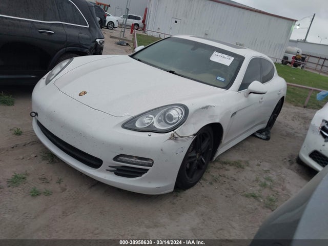 2011 PORSCHE PANAMERA WP0AB2A74BL060399 Photo 1