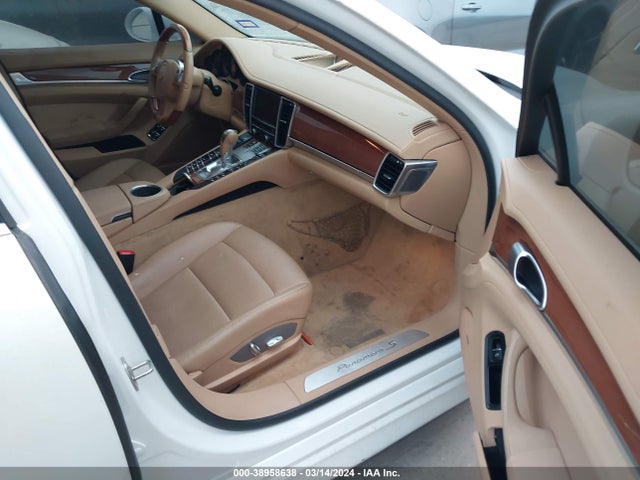 2011 PORSCHE PANAMERA WP0AB2A74BL060399 Photo 4