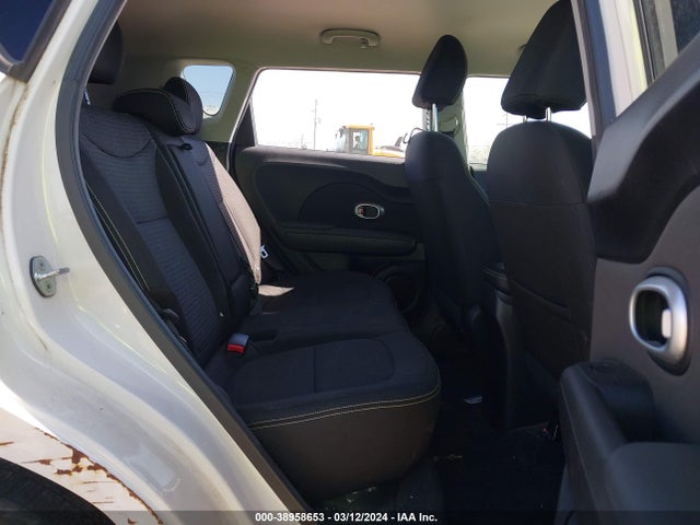 KIA SOUL + 2014 KNDJP3A55E7082933 Image 8