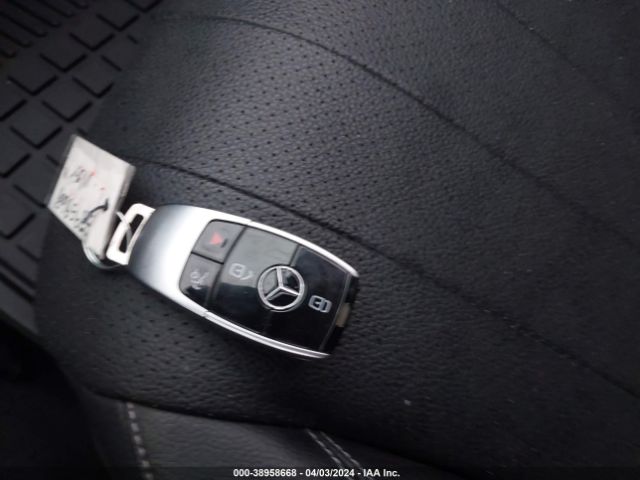 WDDZF4KB9KA627469 Mercedes-Benz E 300 4matic