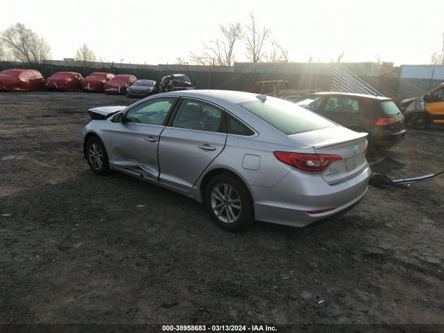 Hyundai SONATA SE 2015 5NPE24AF6FH231653 Image 3