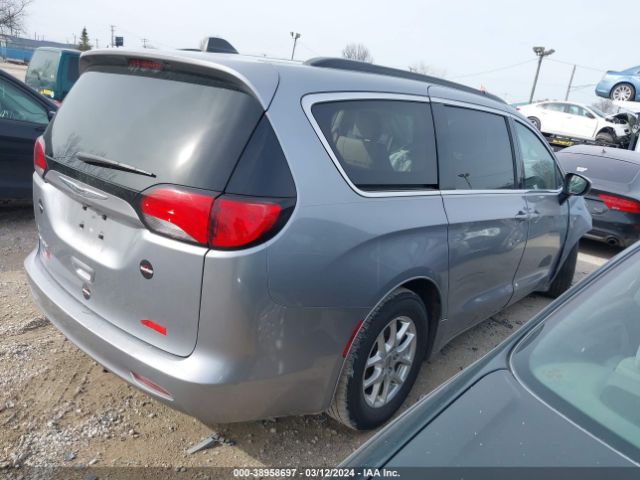 2C4RC1DG3MR511922 Chrysler Voyager Lxi