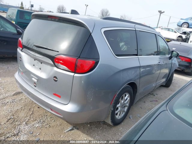 2C4RC1DG3MR511922 Chrysler Voyager Lxi