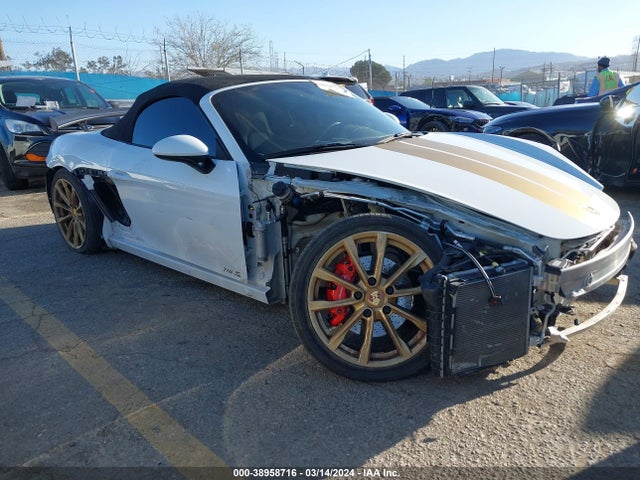 2017 PORSCHE 718 BOXSTER WP0CB2A87HS240881 Photo 0