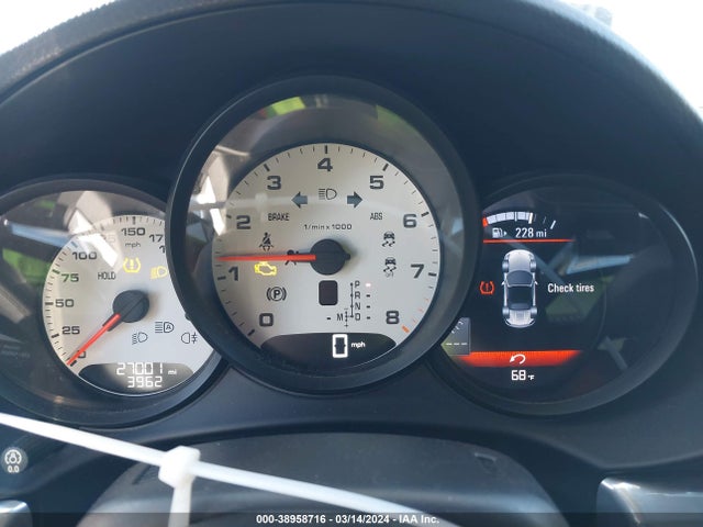 2017 PORSCHE 718 BOXSTER WP0CB2A87HS240881 Photo 6