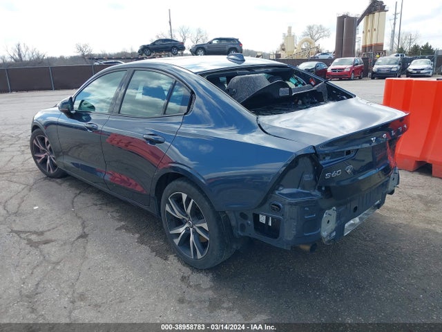 7JRA22TM1KG015921 Volvo S60 T6 R-design