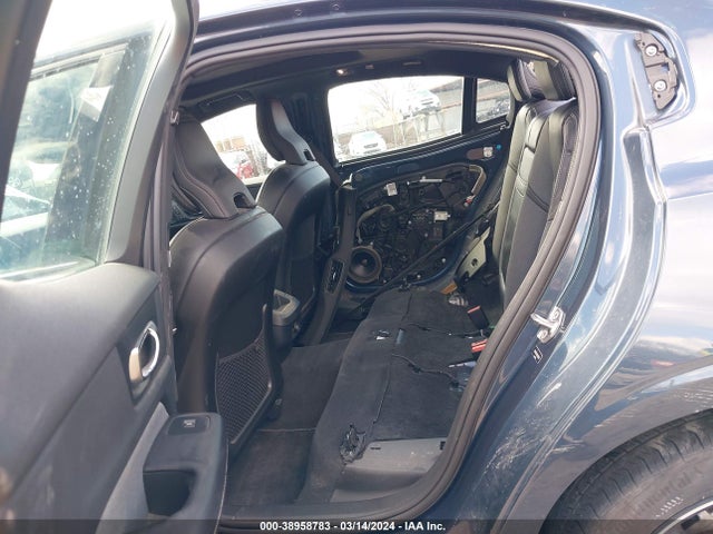7JRA22TM1KG015921 Volvo S60 T6 R-design