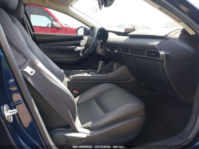 2021 MAZDA MAZDA3 3MZBPABL0MM253918 Photo 4