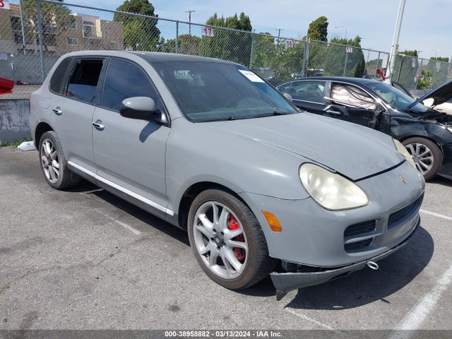 2004 PORSCHE CAYENNE WP1AC29P24LA93131 Photo 0