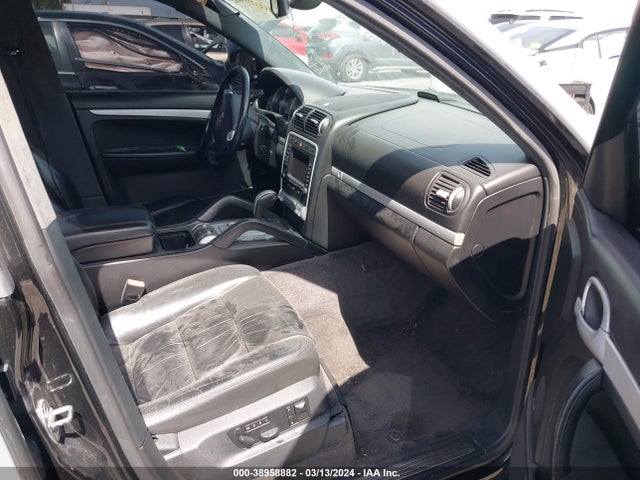2004 PORSCHE CAYENNE WP1AC29P24LA93131 Photo 4