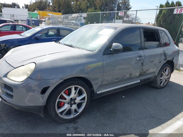 2004 PORSCHE CAYENNE WP1AC29P24LA93131 Photo 5
