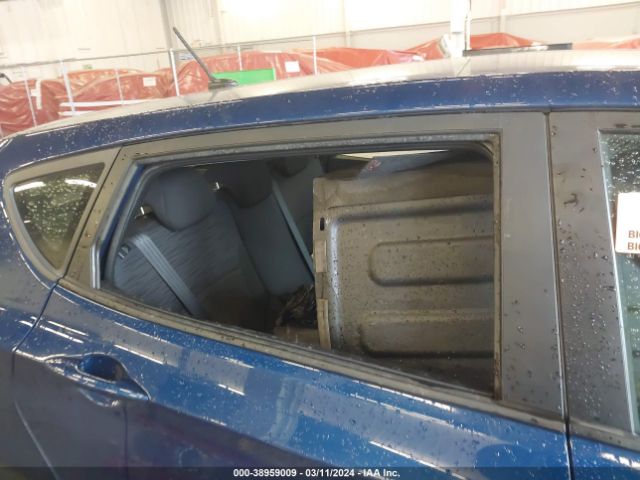 KMHCT5AE0HU325520 Hyundai ACCENT SE