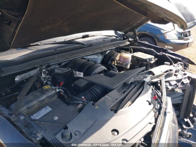 1GNSKBKC8JR277487 Chevrolet Tahoe Lt