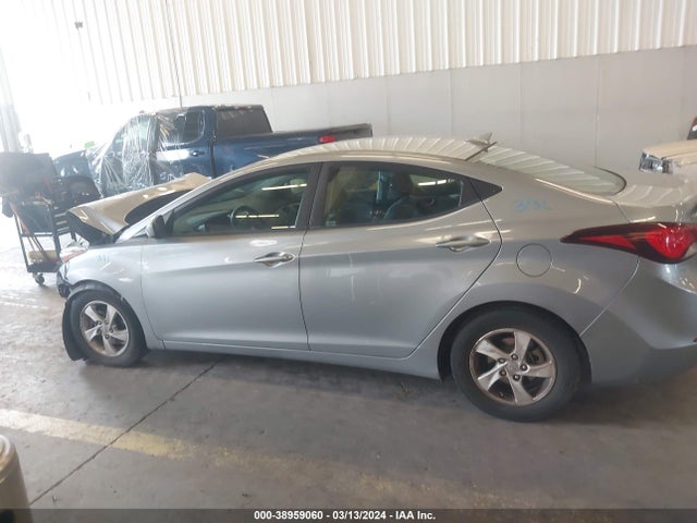 Hyundai ELANTRA SE 2015 5NPDH4AE1FH650026 Image 13